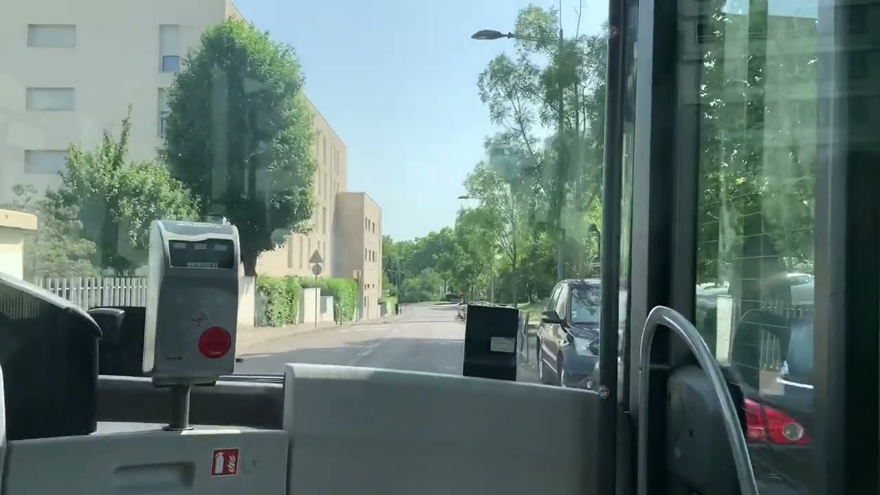 TCL Lyon : Ligne C15 - MAN Lion’s City 18G Efficient-Hybrid -  Laurent Bonnevay / Mermoz Pinel