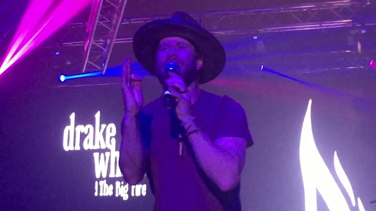 Drake White Making Me Look Good Again YouTube drake-white-making-me-look-good-again-youtube