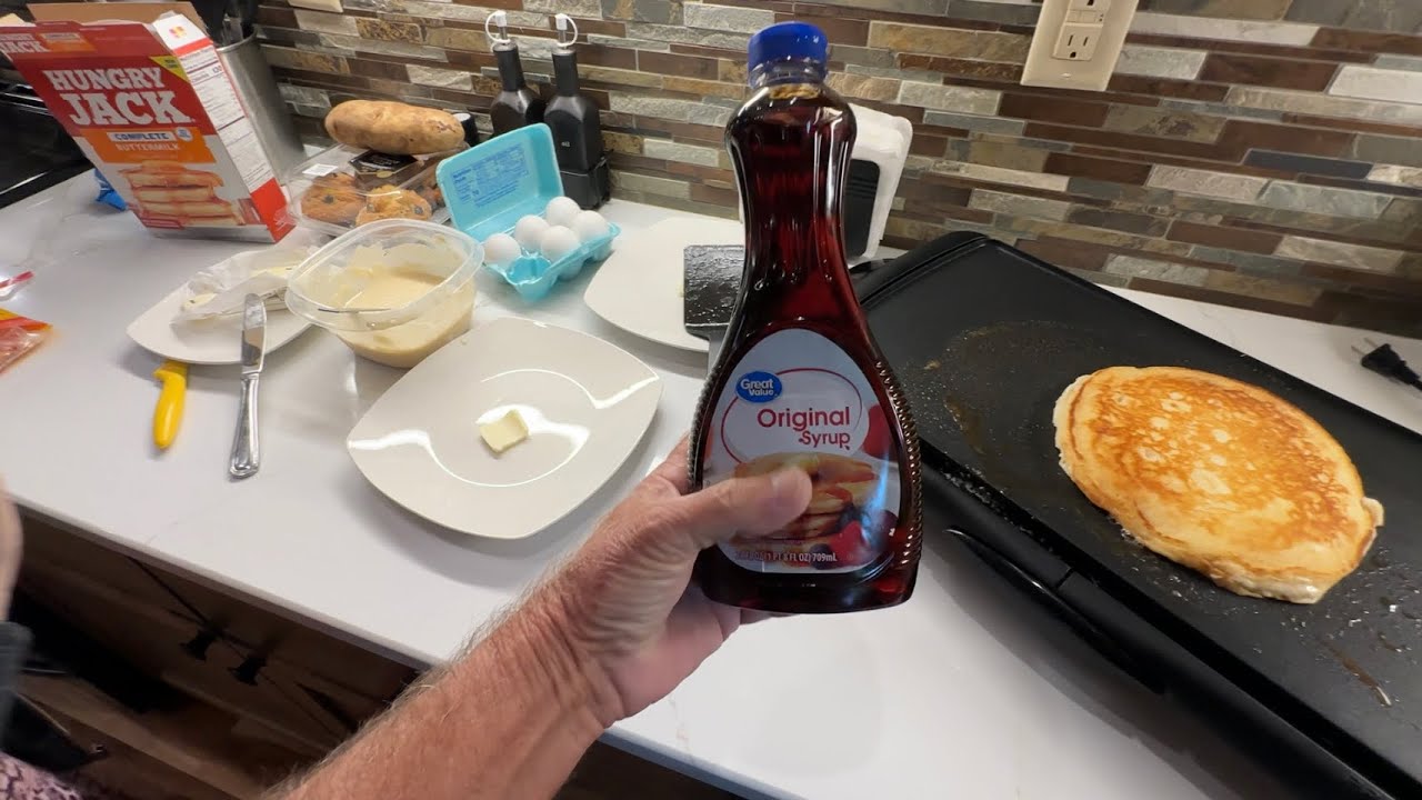 Making Bacon, Pancakes and Eggs at HIDDEN CREEK CABIN Blue Ridge