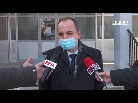 Video: Sa shkolla të mesme publike janë në Illinois?