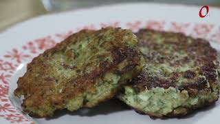 Galettes de flocons d'avoine, oignons et courgettes