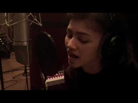 Zendaya - Rewrite The Stars (from The Greatest Showman) [Acoustic]