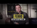 Tiziano Ferro: “Sono sempre stato un disadattato” e si commuove pensando ai genitori in Italia