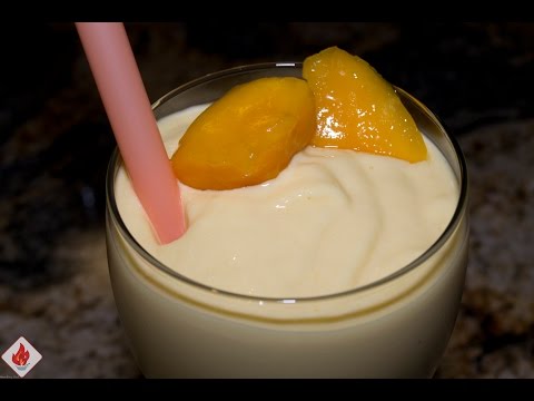 creamy-pineapple-mango-smoothie