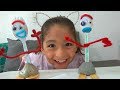 COMO HACER A FORKY DE TOY STORY 4 | ESPECTATIVA VS REALIDAD | MAKING FORKY // YESLY