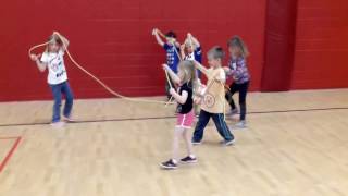 Rio Kindergarten Toxic Waste Teamwork Challenge(2)