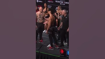 Johnny Walker shakes his own hand 🤝