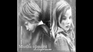 Gözleri̇ Karadeni̇z Tolga Genç