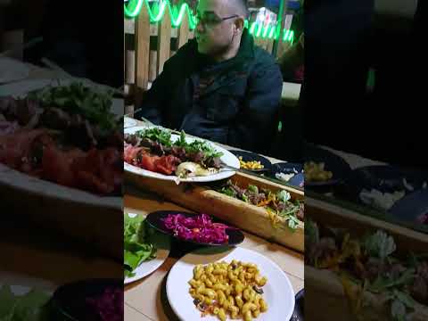 عشانا كان متر من كباب سالم دعبول