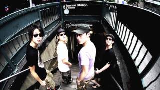 Video thumbnail of "ONE OK ROCK - 過去は教科書に未来は宿題( Kako wa Kyoukasho ni Mirai wa Shukudai)"