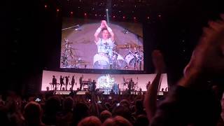 Phil Collins introduce a su hijo, Nicholas Collins, Buenos Aires, Argentina 2018 HD Completo