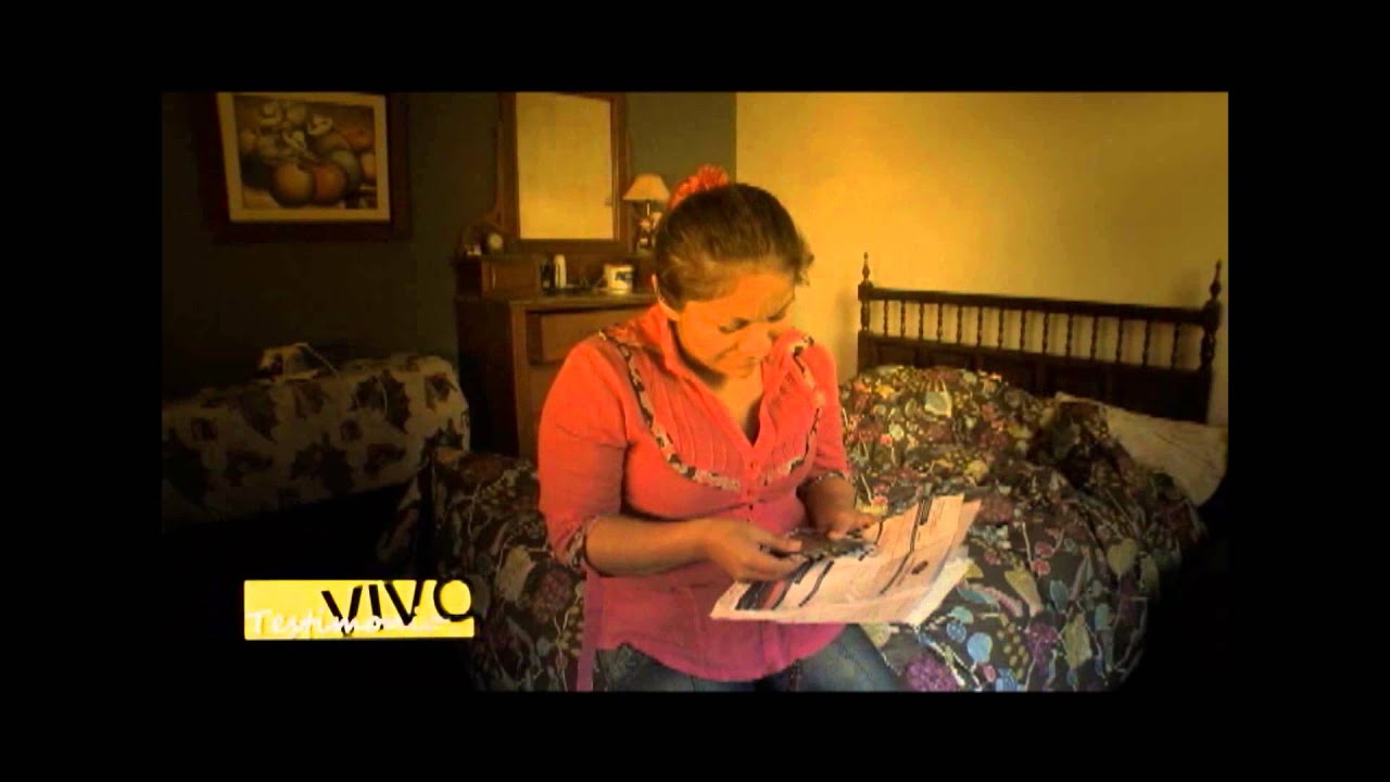 Testimonio Vivo - Irma Tamayo - Dios le ayudo a pagar sus deudas