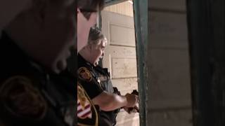 Découverte inattendue dans cette maison délabrée... 😧