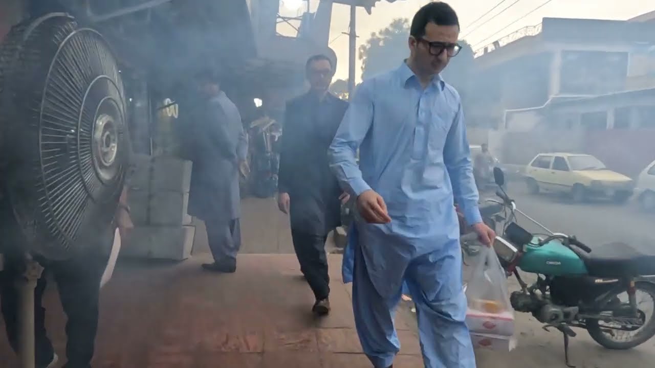Pakistan 2022_Walking tour of Peshawar Morr Market_G/9 Islamabad