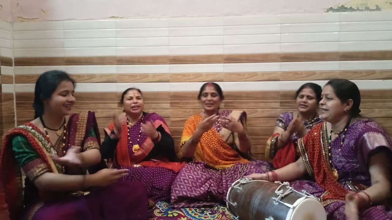 पहाड़ी भजन कभी. यो पहाड में कभी वो पहाड में 🙏🏻🙏🏻🌹🌹👌जै माता की 👌