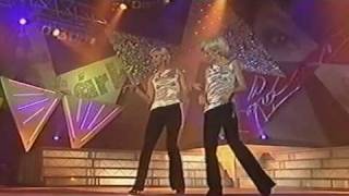 Helena Vondráčková & Šárka Vaňková - Dvě žlutá kuřátka [Piano Jack and Dixieland]