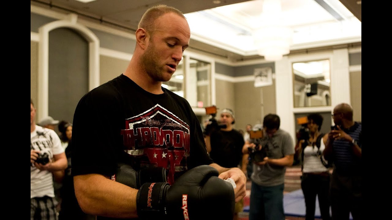 UFC 146: Dave Herman Thinks Roy Nelson Is More Dangerous Heavier