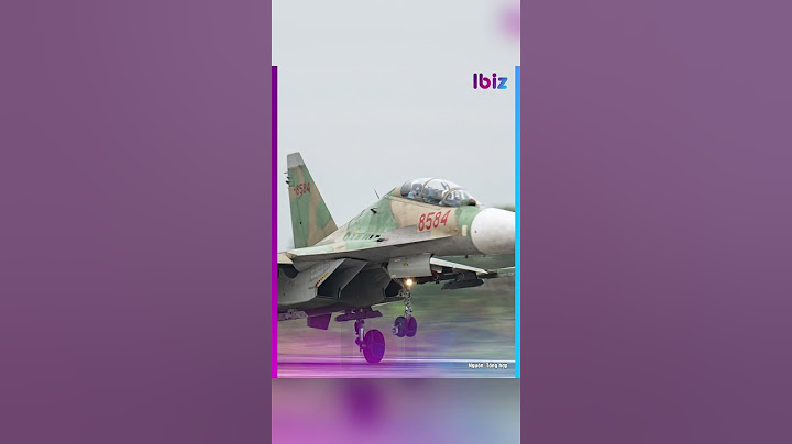 'Bóc giá' bộ đồ bay của phi công lái chiếc tiêm kích Su-30MK2
