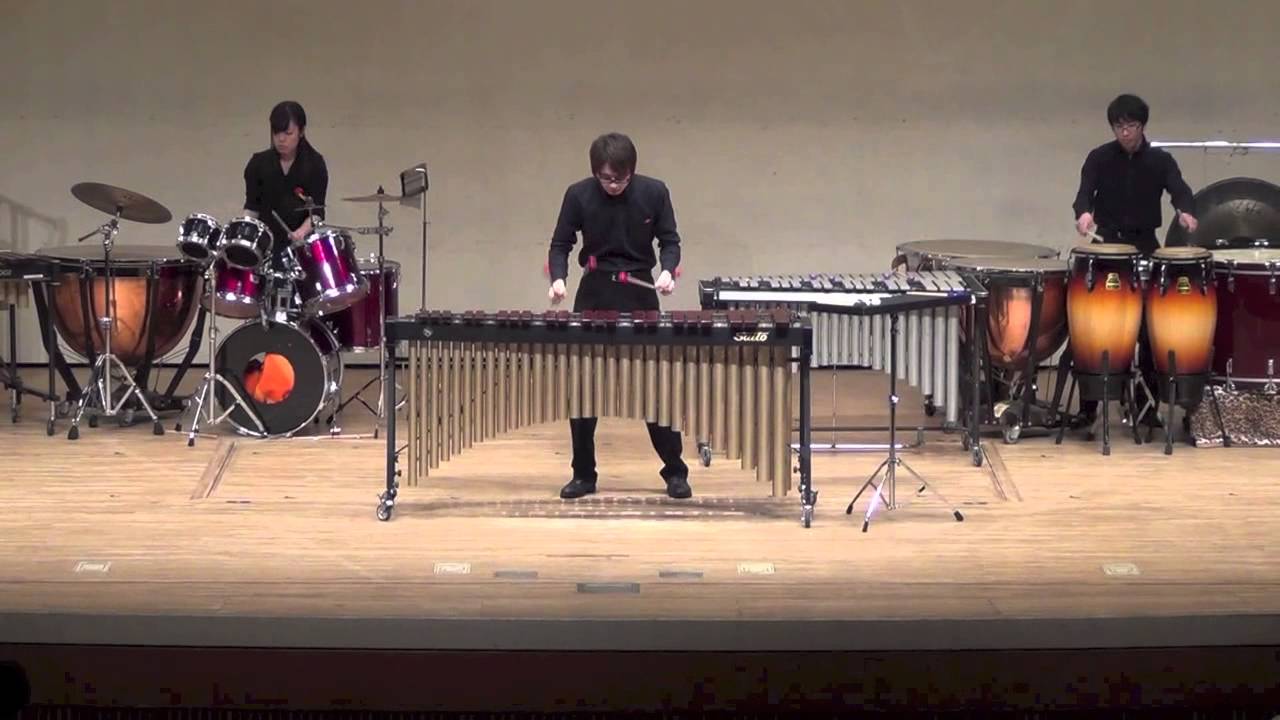 明治大学交響楽団 14 打楽器三重奏 月迷宮/大神 / 山澤洋之 - YouTube