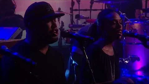 Alicia Keys "Doesn't Mean Anything" Live! on YouTube