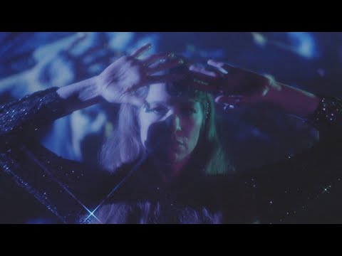 Calypso Valois - Douce Bouche (Clip Officiel)