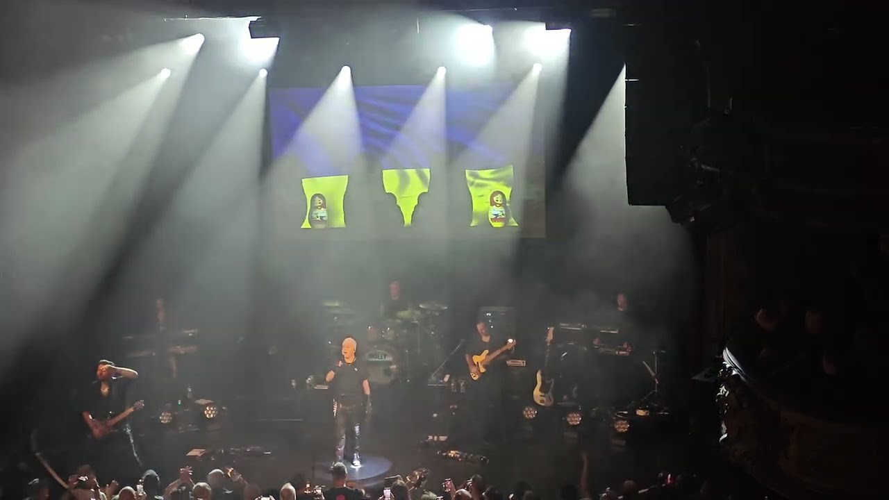 Holly Johnson - War & Two Tribes - Live au Trianon, Paris