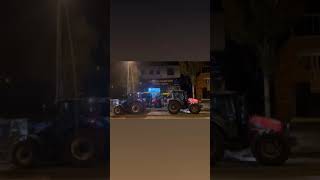 New Holland T5.115 Vs Same 105Exploer.