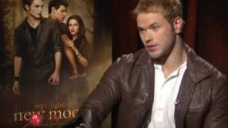 24/7 interviews Twilight Sagas Kellan Lutz