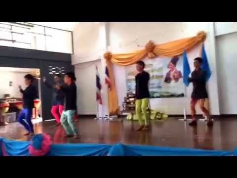 ทั้งใหญ่ทั้งยาว@ร.ร.วัดหนองแหวน