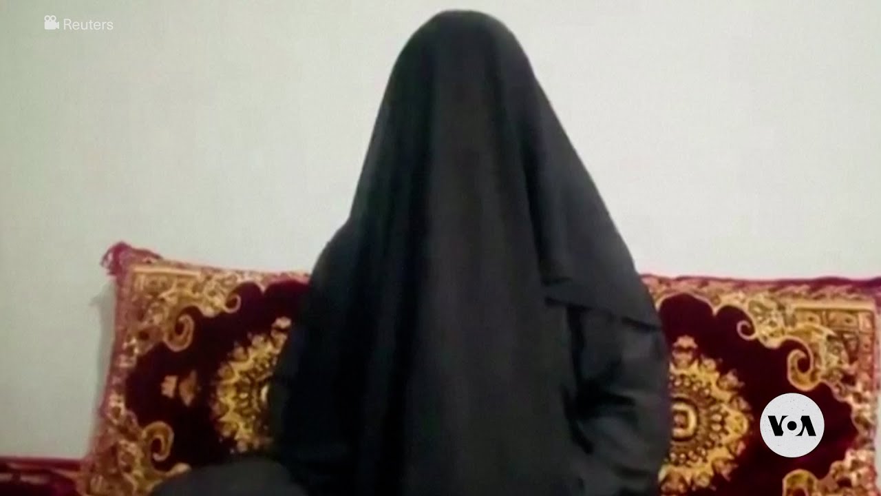 Afghan women sing in protest against strict Taliban laws | VOA News