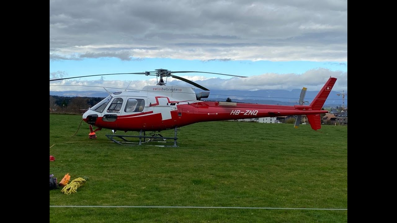 Referenzvideo Mastenmontage Sportplatz