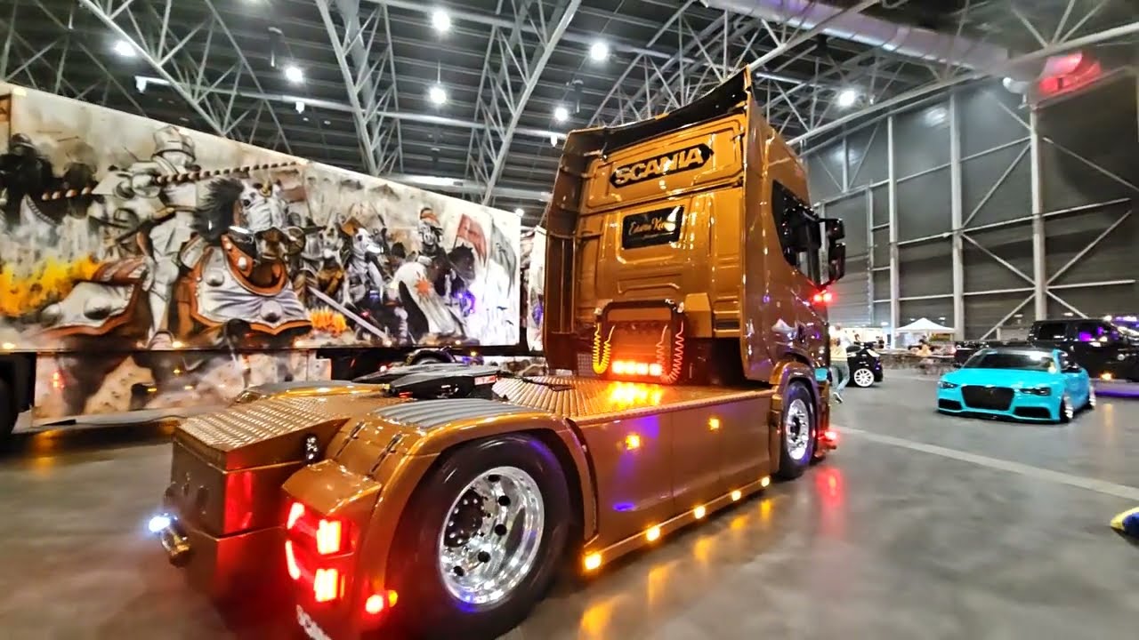 TRUCKSHOW HASSELT (B) WARMSTE TRUCKRUN TRIXXO ARENA 2024