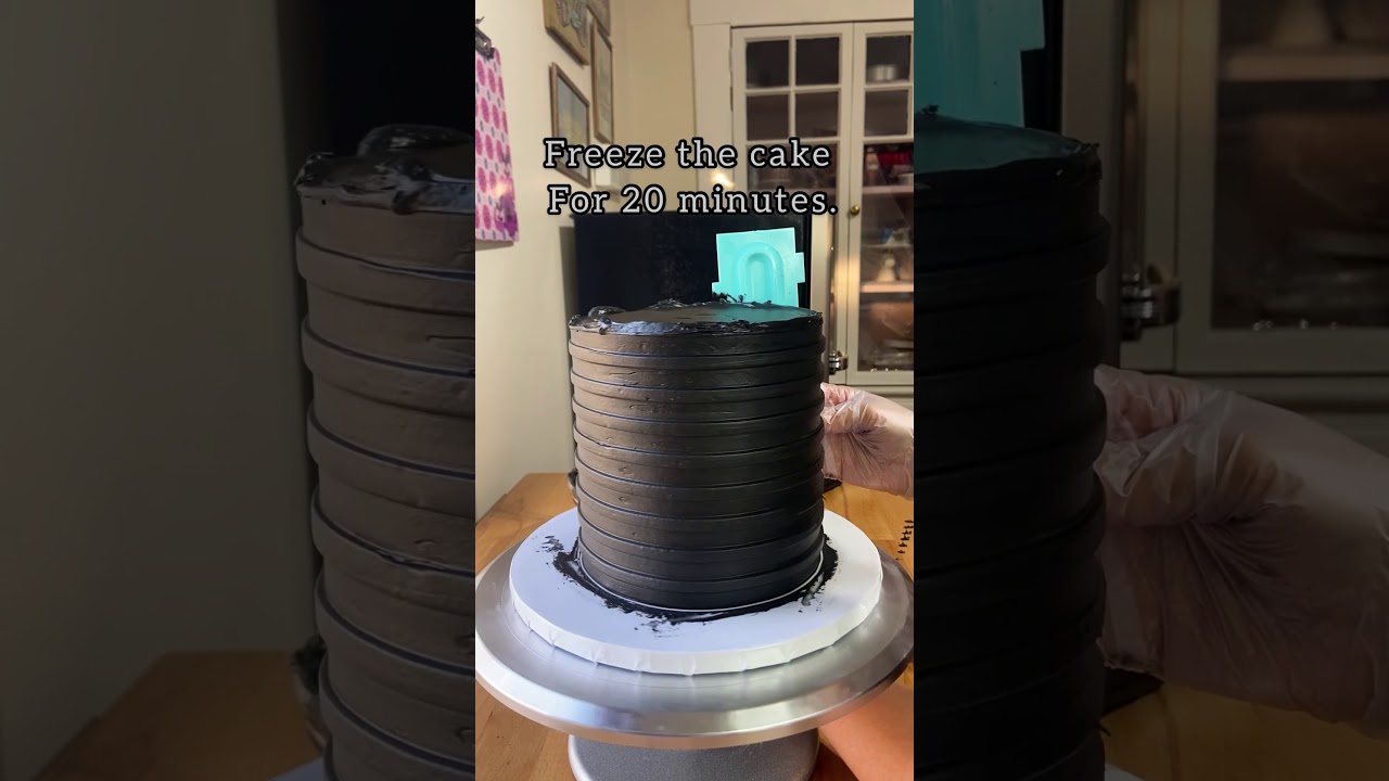 How To Create A Striped Cake tutorial