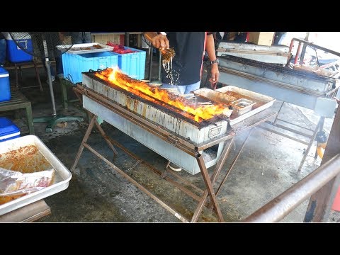 Eating KAJANG SATAY- SATAY CRAWL in Kajang & Kuala Lumpur - MALAYSIAN STREET FOOD