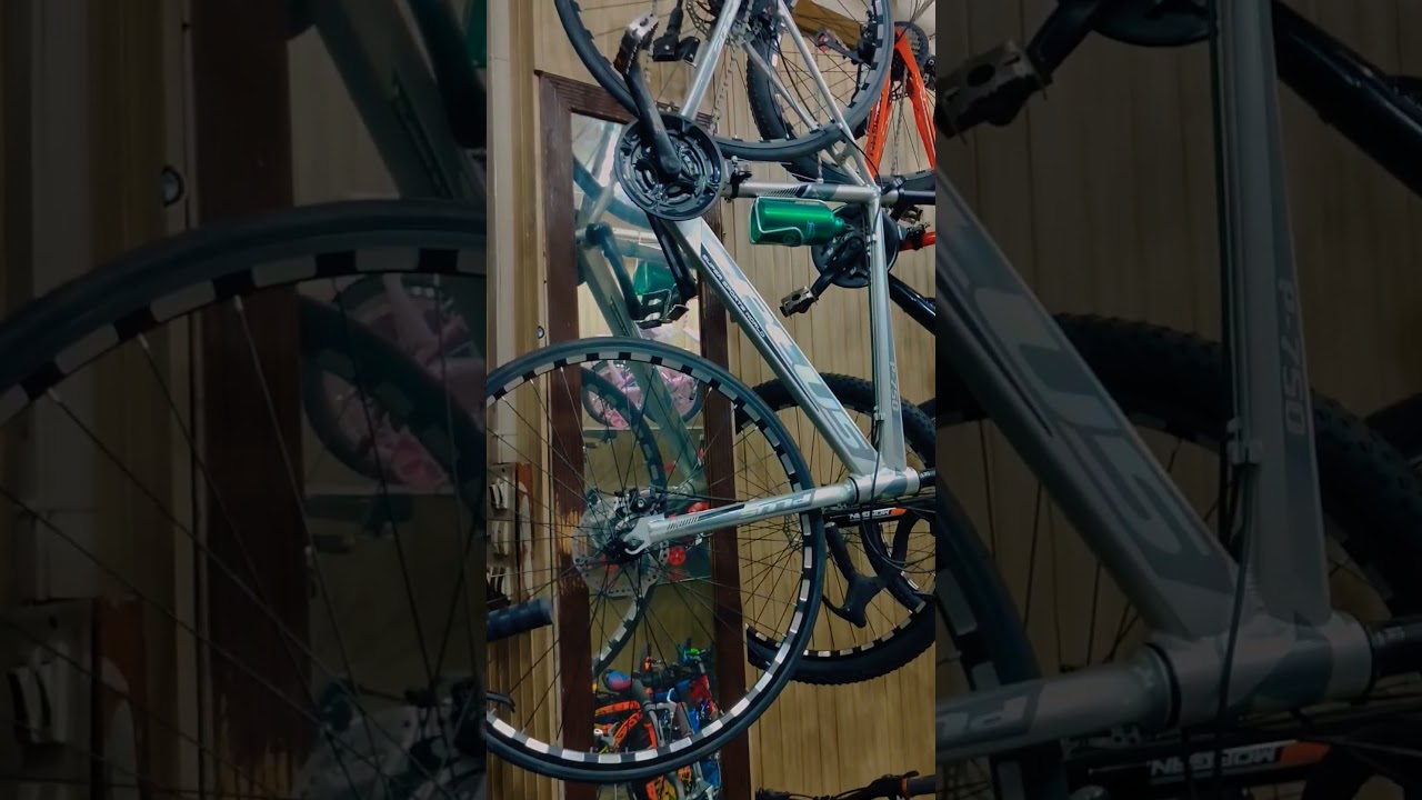 Neela Gumbad best cycle market in lahore 