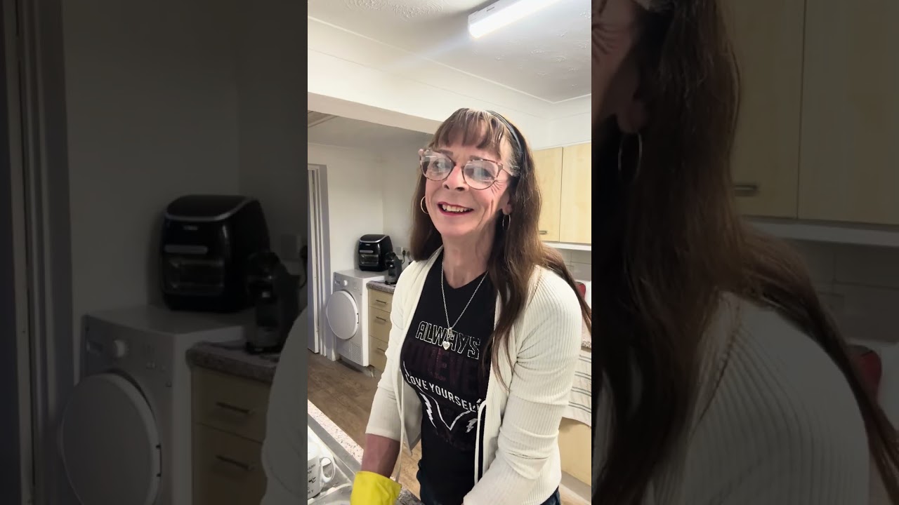 Готовлюсь позвонить в поликлинику ❤️‍🩹