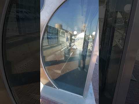 محطة الأتوبيس العام فى دبى الإمارات