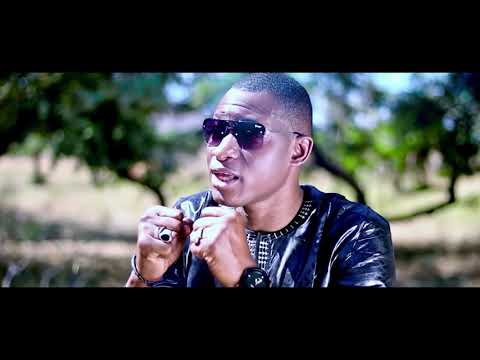 ZIKIRI SOLO REND HOMMAGE A SA MERE BASSITAN DOUMBIA OFFICIEL CLIP 2021