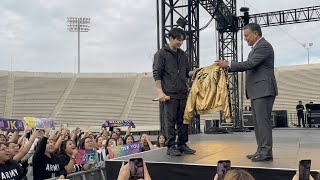 Wow! Crazy, Jeon Jungkook did this on the second day of soundcheck in El Paso! screenshot 3