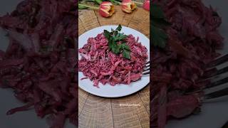 Съедите сразу! Вот что нужно готовить из свеклы! Простой и очень вкусный салат