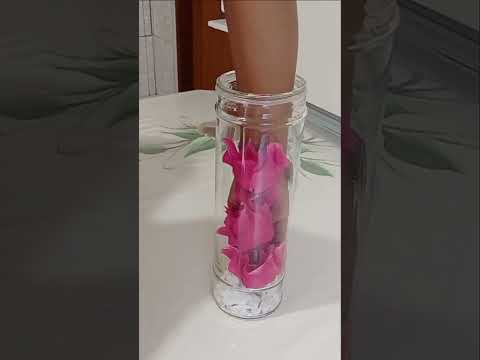 Vídeo: Decoração de mesa de flores: como fazer arranjos de flores flutuantes