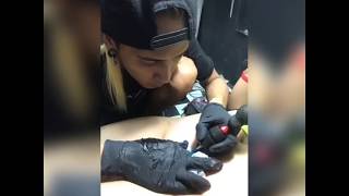 Tatto gambar jerry dibagian intim !