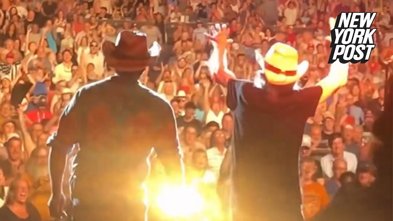 Willie Nelson, 91, receives standing ovation at first performance since health scare