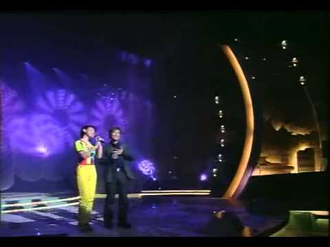 童年 香港回归现场版   陈红