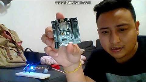 โปรเจคเปิดไฟด้วย Blynk  Application และการแจ้งเตือนทางไลน์ ESP8266