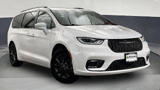 Chrysler 2021 Pacifica For Sale Near Iowa City