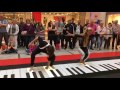 Walking piano  live