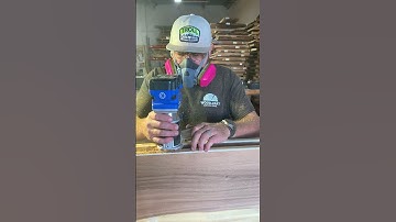 Installing Floating Shelf Brackets #wood #woodwork #woodworking #floatingshelves #custommade #diy