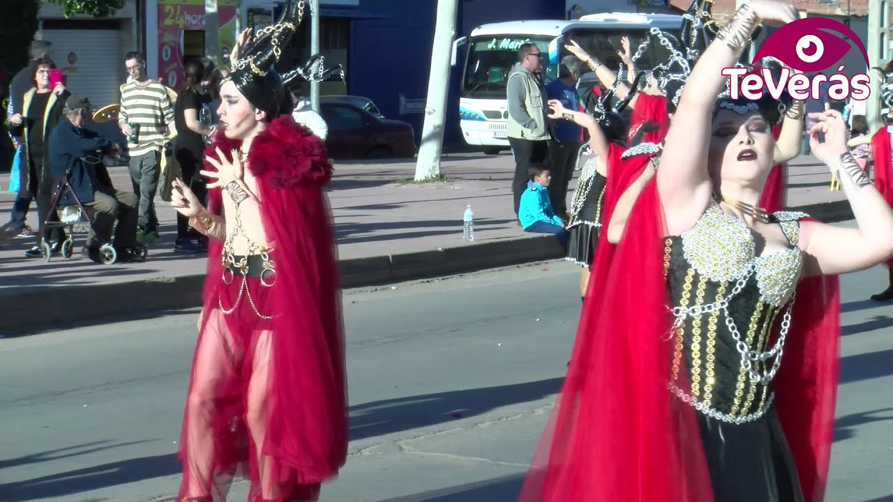 Desfile de Carrozas y Charangas de Malagón de récord