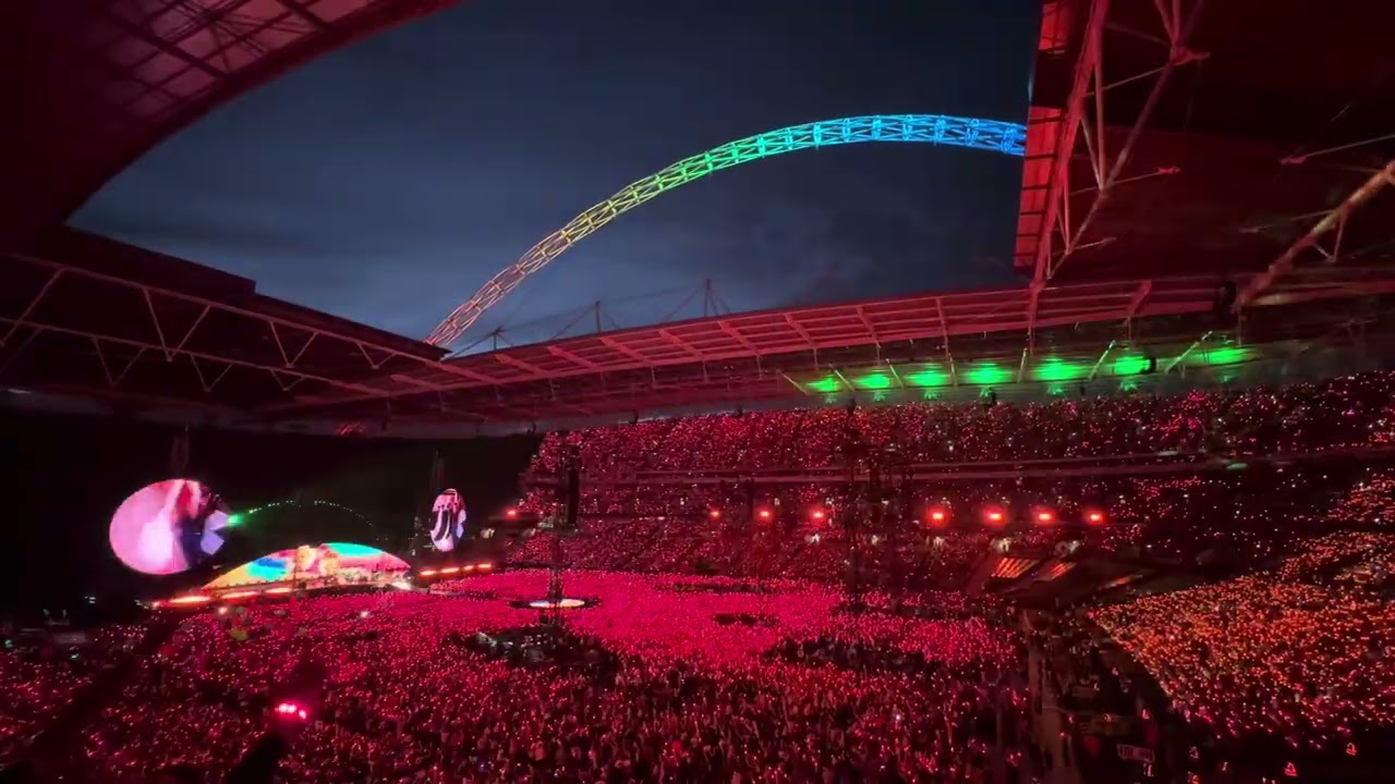 ‪@coldplay‬